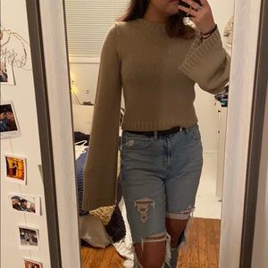 TOBI BELL SLEEVE SWEATER